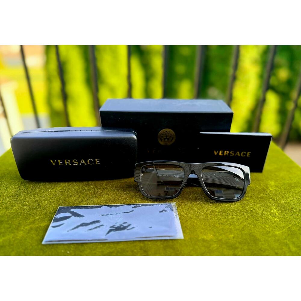 Versace VE4406 Black Flat-Top Medusa Sunglasses Reseller NWT Full Set - Picture 8 of 8
